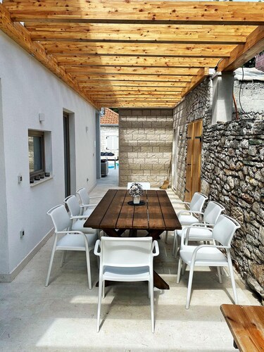 Exclusive Villa Marumare Completed 2021 Pool 300m to the Beach