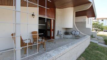 Villa, 3 Schlafzimmer, Balkon, Gartenblick | Terrasse/Patio