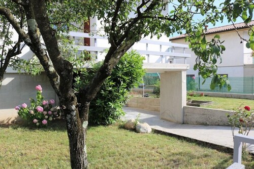 Villa With Garden and Cosy Attic