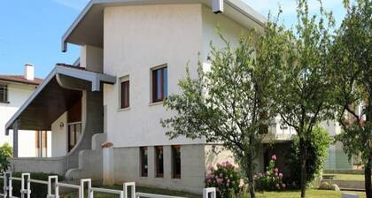 Exclusive Villa With Private Garden and Cosy Attic