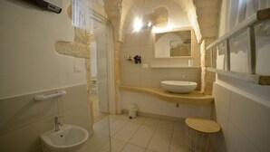 Leilighet, 2 soverom | Bad