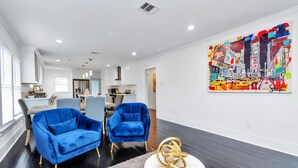 House, 2 Bedrooms, Fireplace | Dining