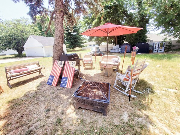 Shared Dormitory, 1 Bedroom | Property grounds - Room-yellow Rm Dover- Del State, Bayheal (Dover)