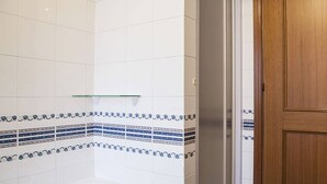 Kamar, 1 kamar tidur, balkon | Kamar mandi