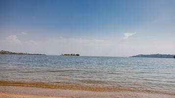 Room, 1 Bedroom, Terrace, Garden View | Beach