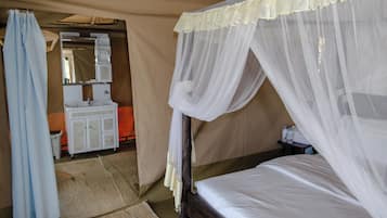 Room, 1 Bedroom, Terrace, Garden View | Bathroom