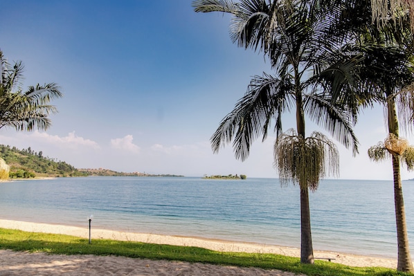 Room, 1 Bedroom, Terrace, Garden View | Beach