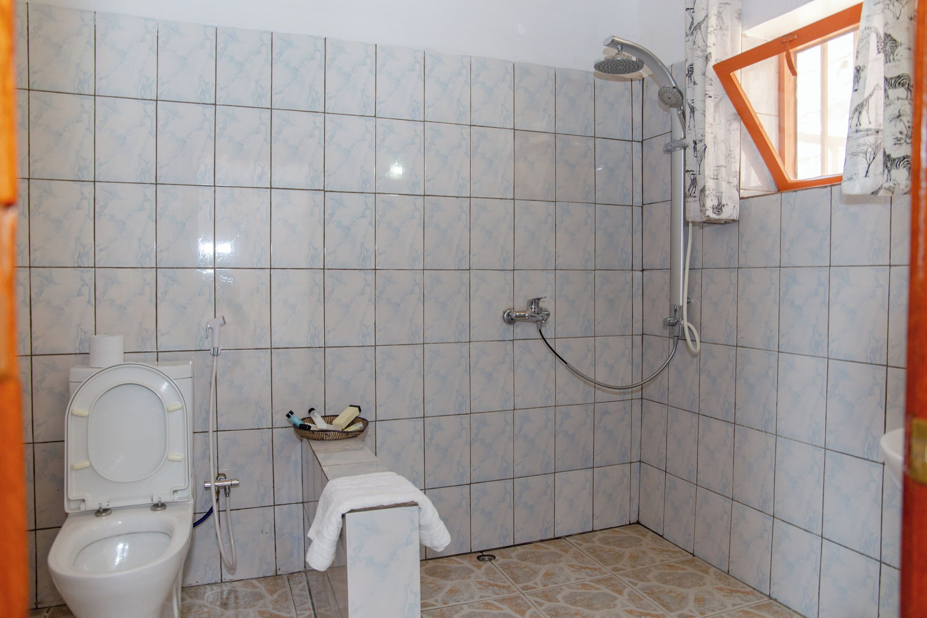 Room, 1 Bedroom, Terrace, Garden View | Bathroom