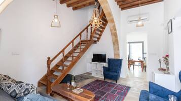 Talo, 1 makuuhuone, tupakointi sallittu, parveke | Huoneen varustelu