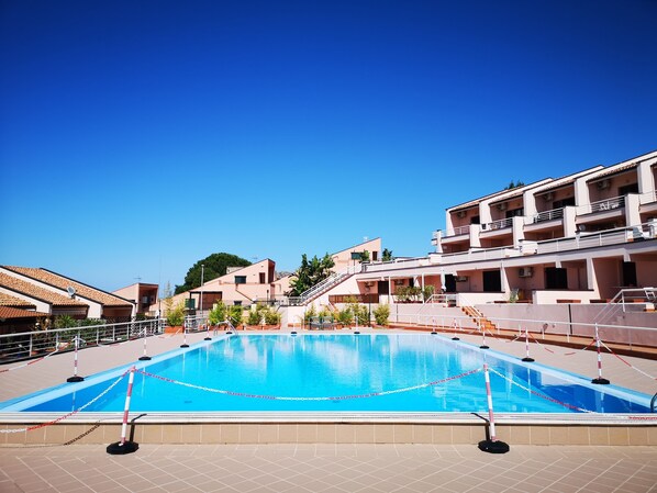 Outdoor pool - Kefalure, Terraced House in Residence With Swimming Pool (Cefalù)