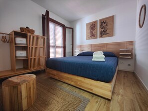 2 bedrooms