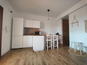 Villa, 1 Bedroom, Patio, Ocean View | Dapur peribadi | Pembancuh kopi/teh 