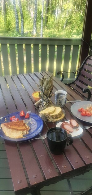 Hytte, 2 soverom, terrasse, hageutsikt | Eksteriør