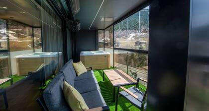 Llac Blau Luxury Apartment With Jacuzzi