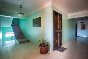 Apartment, 1 Bedroom, Smoking, Microwave | Interior - Confortable, Quiet And Secure (Santo Domingo)