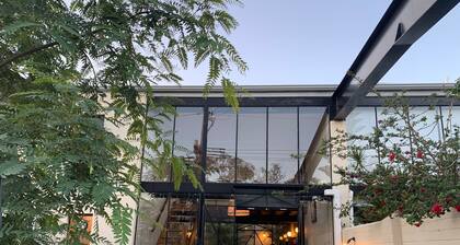 Nikki's beach house, perfectly located, South beach - Restaurants - Bars - Cafes