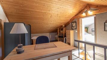 2 chambres, fer et planche Ă repasser, Wi-Fi gratuit, draps fournis