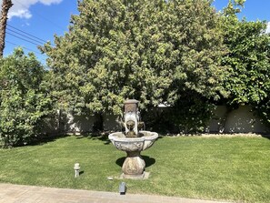 Property grounds - Golf Club Pool House (Bermuda Dunes)