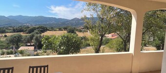 2 bedroom villa in peri