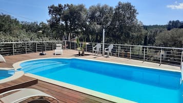 Piscine extérieure, piscine chauffée