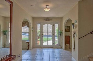 Interior - Serene Setting, Centrally Located with Amazing Amenities (Salinas)