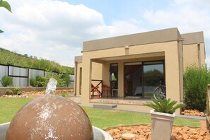 Superior-huone | Minibaari, vuodevaatteet