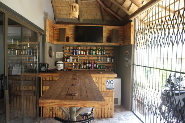 Bar (in der Unterkunft)