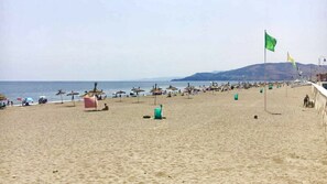 Beach nearby - Top Floor Private Terrace with Sea View (Oued Laou)