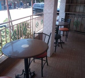 Restaurant - Pivot Hotel (Mwingi)