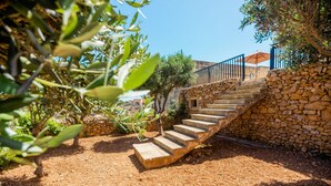 Garden - Ta'wigi, Sunset View, Villa & Pool Gozo (Munxar)