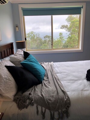 5 bedrooms, iron/ironing board, free WiFi, bed sheets - Mount Baker Retreat (Millfield)