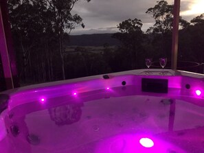 Baignoire à remous extérieure