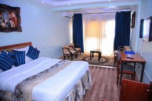 Deluxe Single Room - Colline Hotel Ltd (Mukono)
