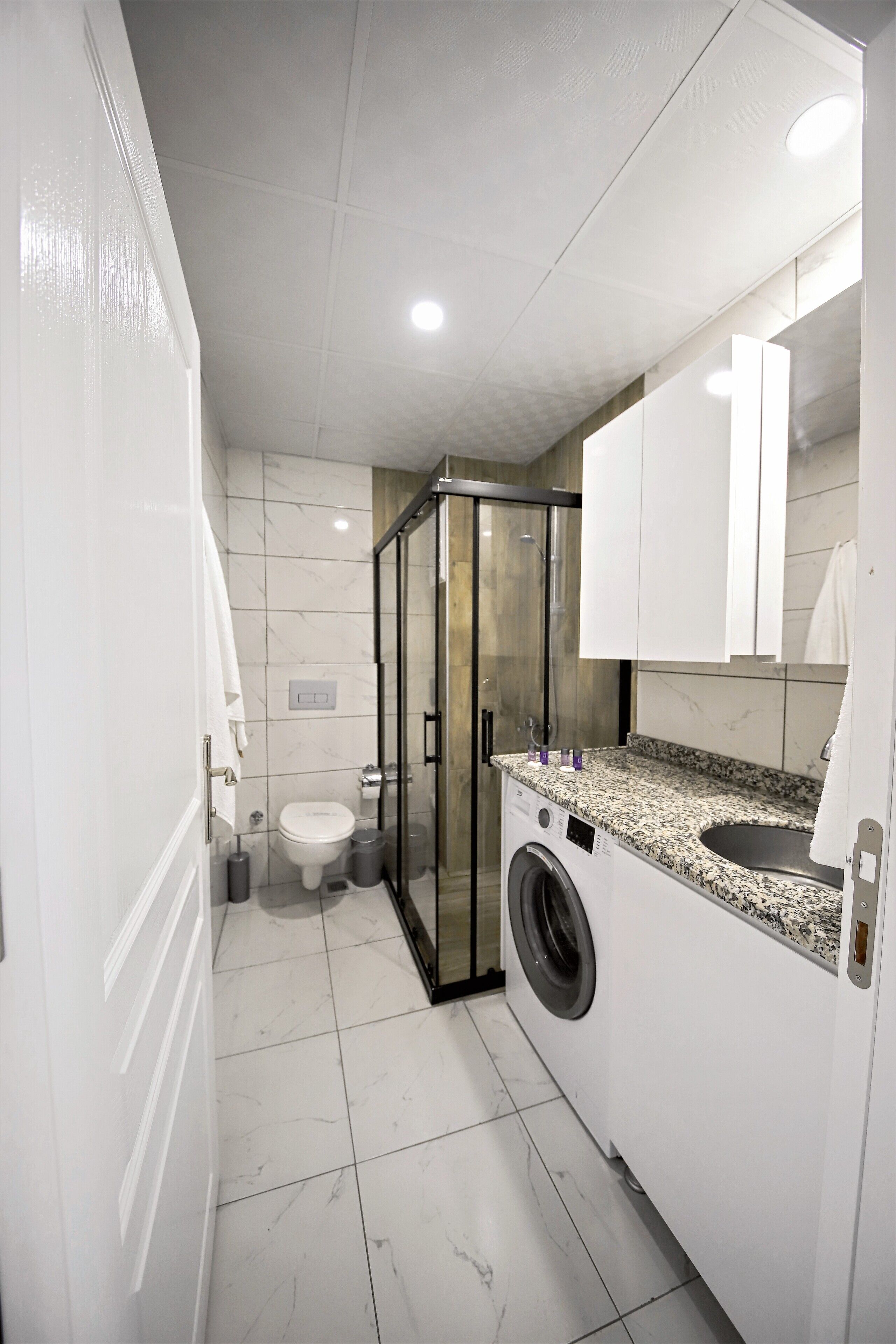 Photo - Adam Apart Hotel