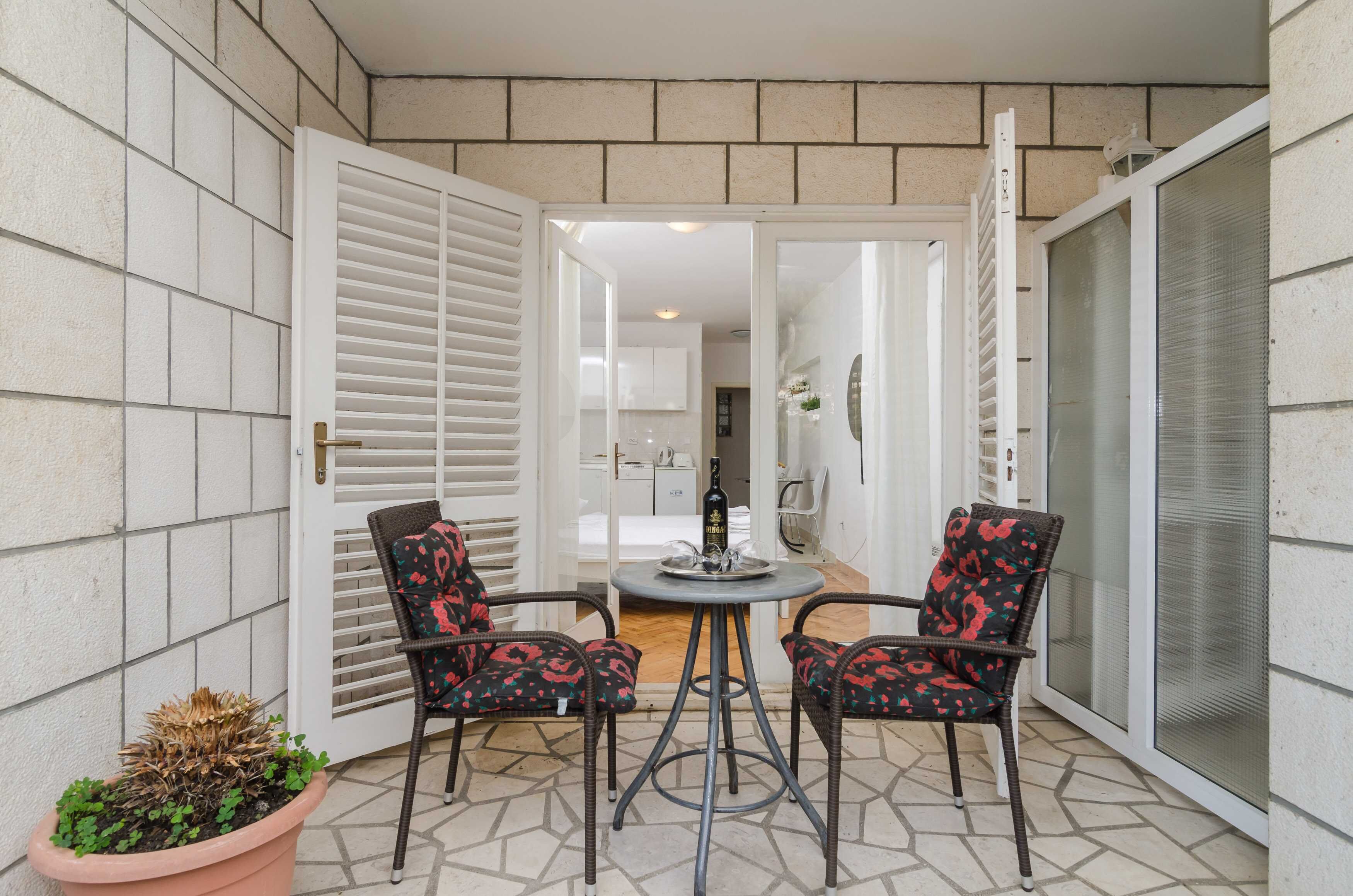 Studio (Studio Apartment with Balcony (2 Adul) | Exterior