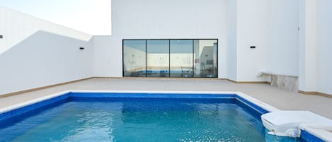 Indoor pool, outdoor pool