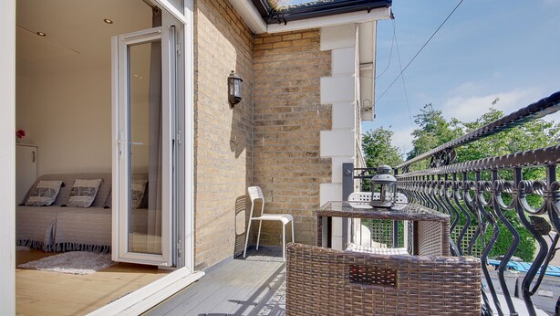 Terrace/patio - Beautiful 1 Bedroom Flat Bournemouth Town Centre  (Boscombe)