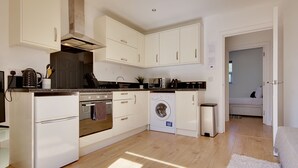 Private kitchen - Beautiful 1 Bedroom Flat Bournemouth Town Centre  (Boscombe)