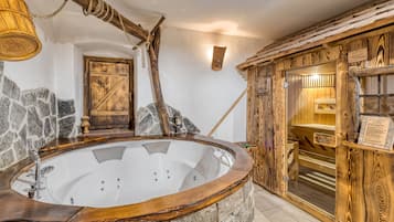 Family Apartment, Multiple Beds (Family Friendly France's Lair) | Bathroom | Shower, hair dryer, towels, soap