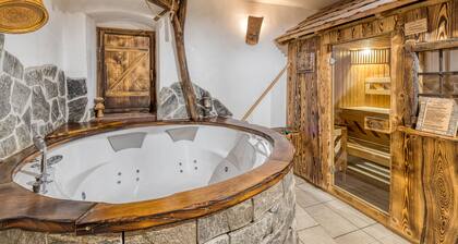 Family Friendly France's Lair