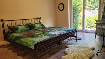 2 Schlafzimmer, BĂŒgeleisen/BĂŒgelbrett, kostenloses WLAN