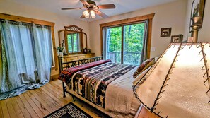 4 chambres, fer et planche à repasser, Wi-Fi, draps fournis