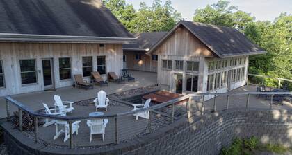 Large Group Rental Near Louisville with Mountain Views