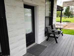 Exterior detail - Cozy Studio (Birch Tree)