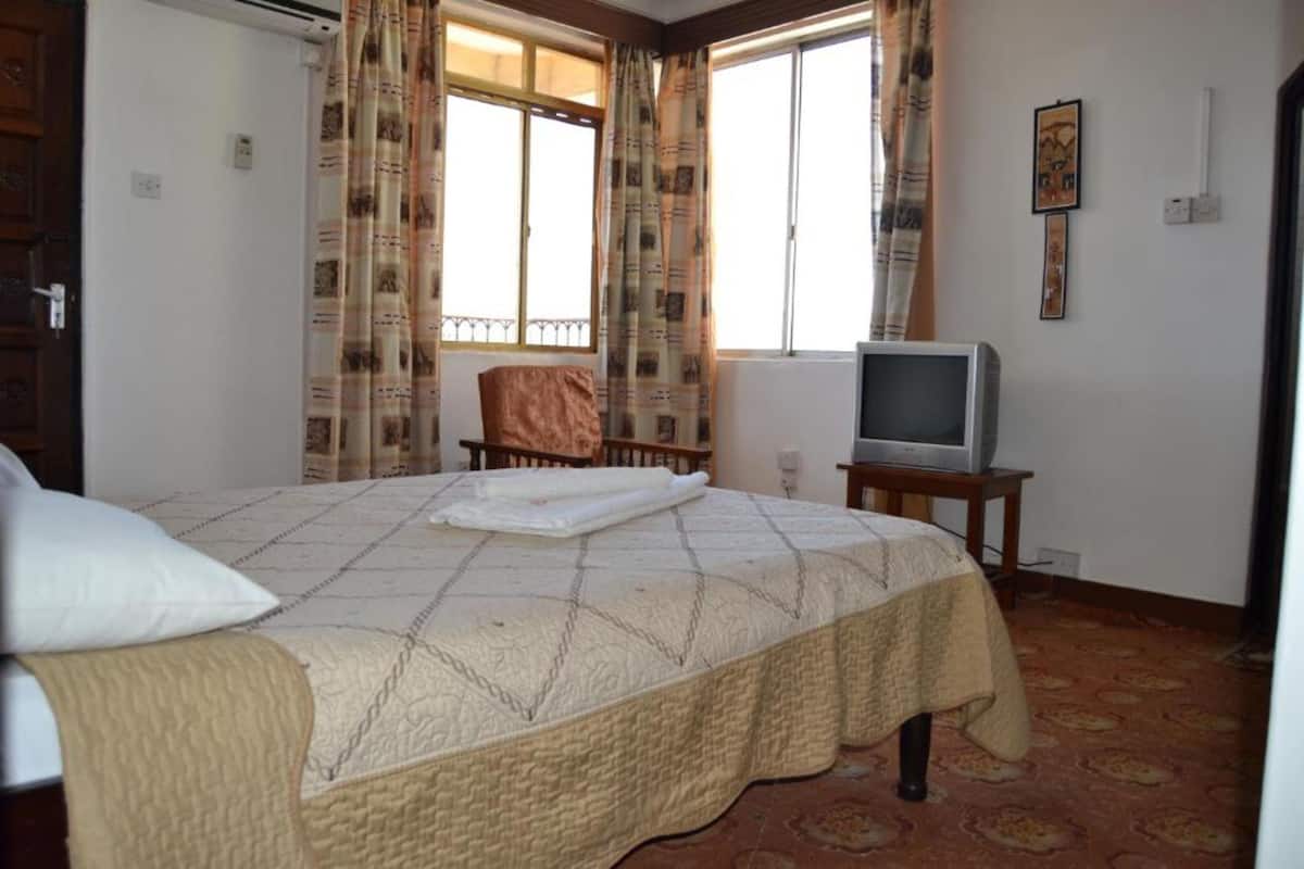 Standard Room | Free WiFi