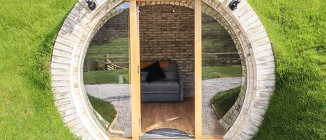 Cottage | Property grounds