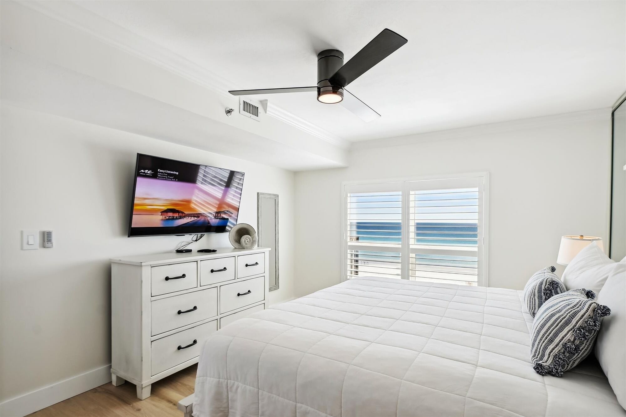 Condo, 3 Bedrooms | 3 bedrooms, iron/ironing board, free WiFi
