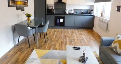 Newly refurbished 1 bed Apt in Hamilton Close to station and local amenities