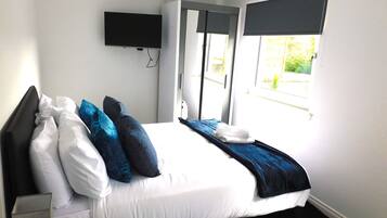 1 bedroom, iron/ironing board, WiFi, bed sheets