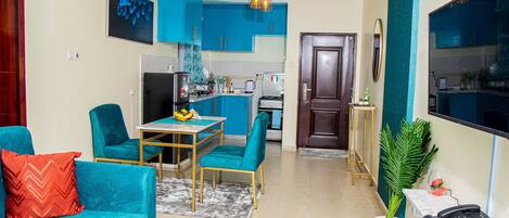 TV, Netflix, streaming services